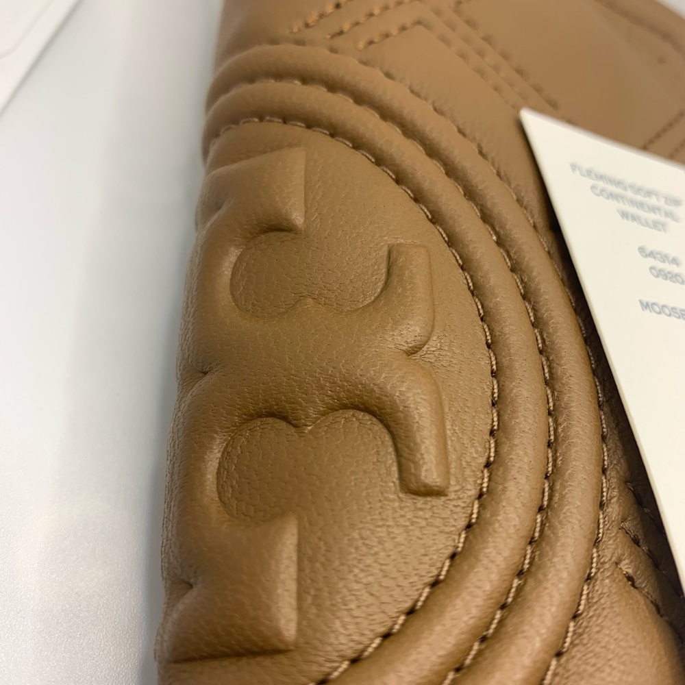 NWT Tory Burch Fleming Soft Zip Continental Wallet Moose/909 64314 - Picture 11 of 14